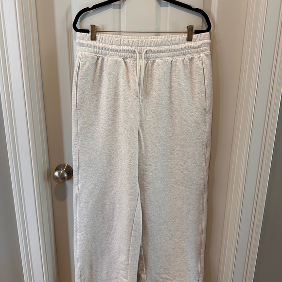 Yogalicious Pants - Yogalicious Cloud Plush Sweatpants XL Light Gray Wide Leg Lounge Pants